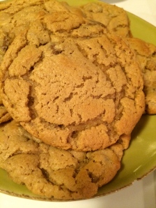 5 ingredient, gluten free, peanut butter cookies!